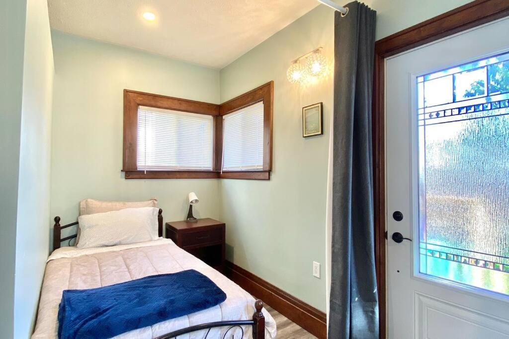 Cozy Suite-Walk To The Falls! Niagara Falls Exteriér fotografie